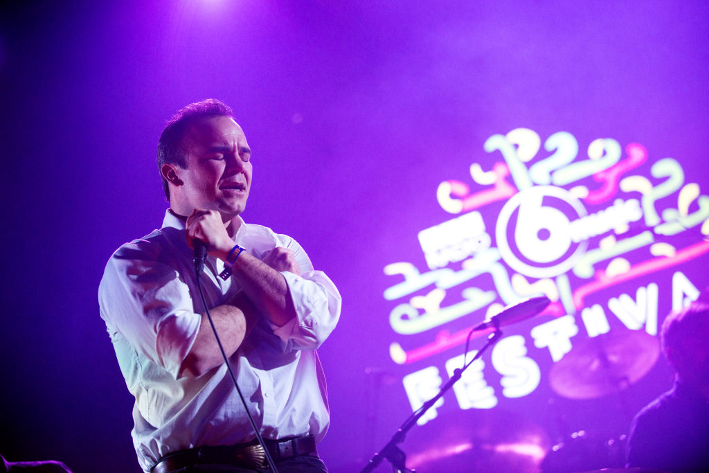 La catarsis como fuente de inspiración: Una entrevista con Future Islands