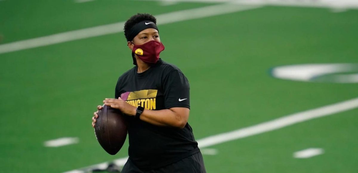 ¿Quién es Jennifer King, la primera entrenadora afroamericana en la NFL?