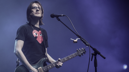 Steven Wilson estrena una reflexiva y experimental rola de su próximo disco