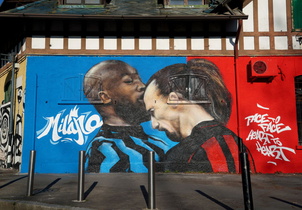 ¿Y el COVID? Miles de aficionados se reunieron en San Siro previo al derbi de Milán