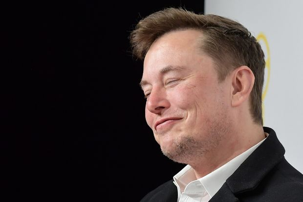 ¡Ni tempo para ir al baño! Así es la rutina diaria de Elon Musk