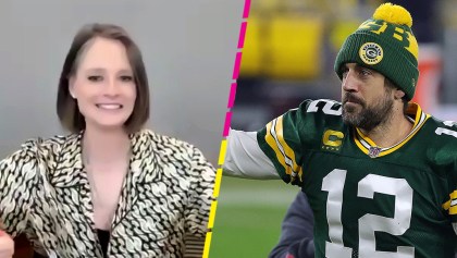 Jodie Foster y Aaron Rodgers intercambian felicitaciones