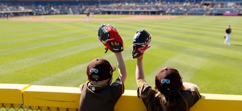 ¿Qué equipos abrirán sus estadios para el Opening Day de la MLB?