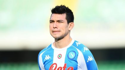 ¡Wooow! Napoli subasta jersey del Chucky Lozano por una buena causa