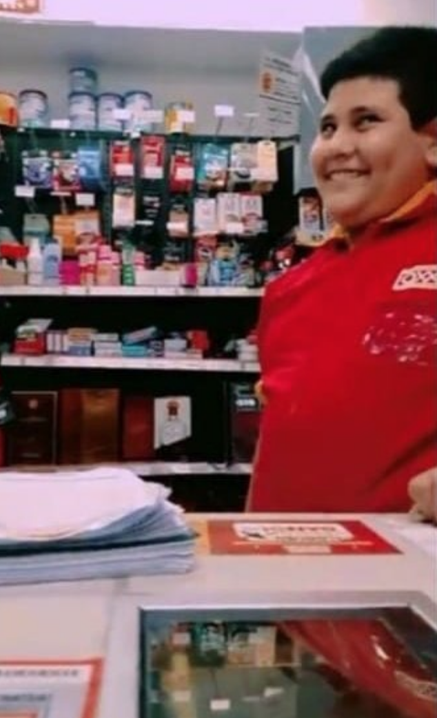 La Historia Detrás Del Meme El Niño Del Oxxo Y Cómo Se Hizo Viral