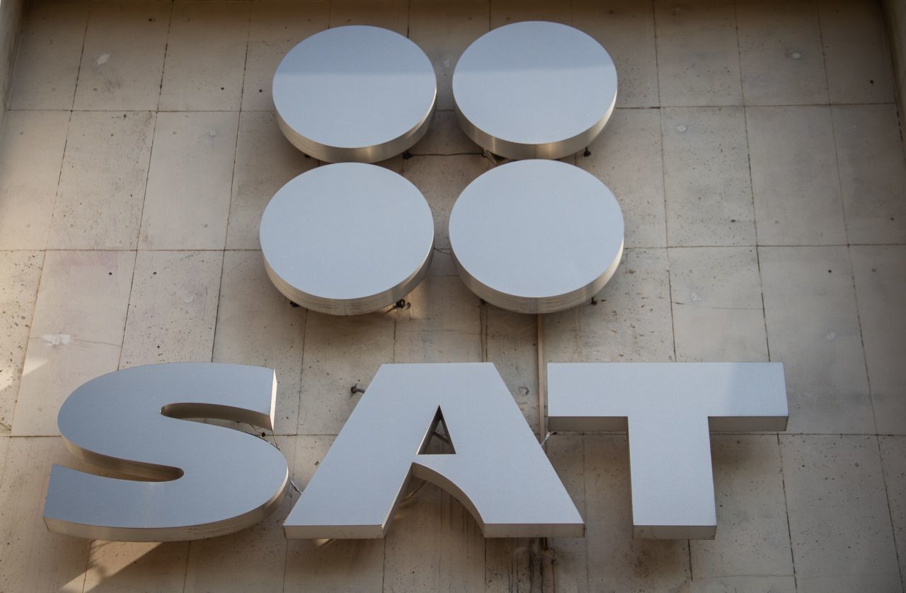 ¿Te ofrecen ayuda para que el SAT te devuelva impuestos? Cuidado con este fraude