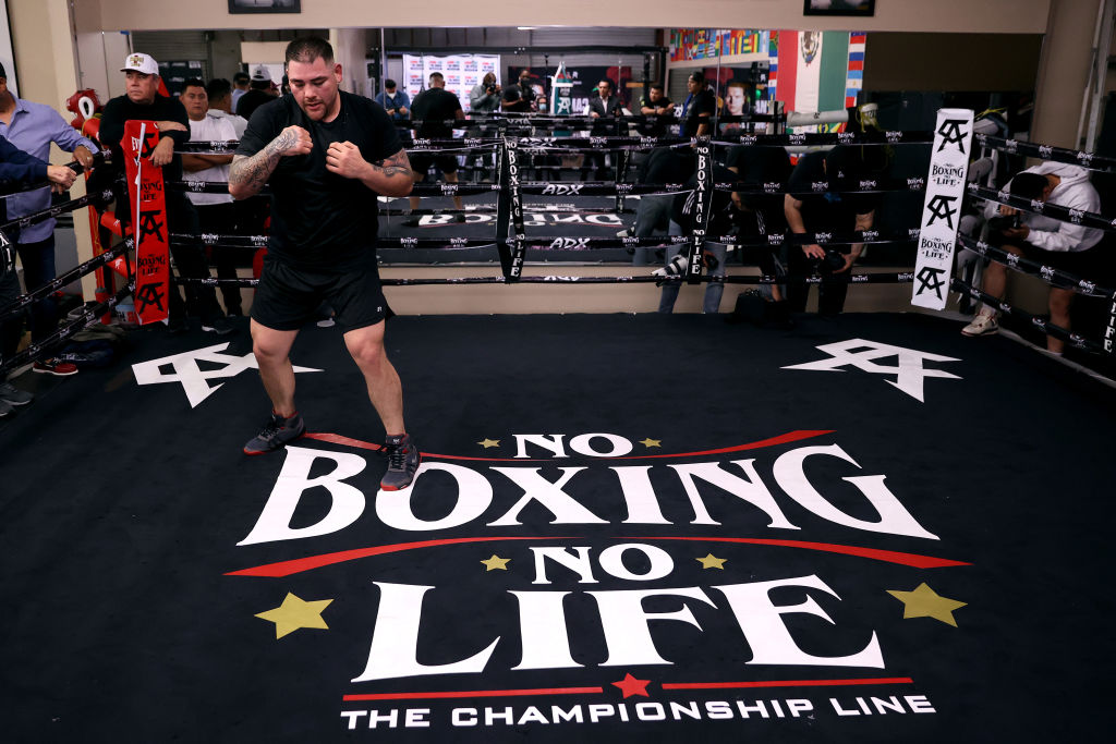 Andy Ruiz en entrenamiento con Canelo Team