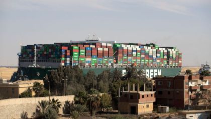 ever-given-evergreen-corralon-egipto-canal-suez-barco-buque-multa