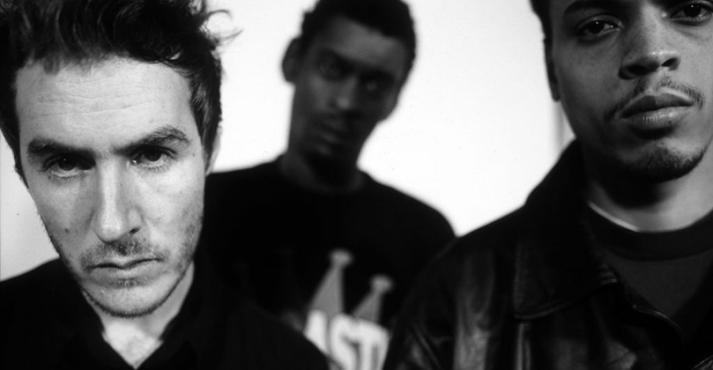 massive attack teardrop historia cancion