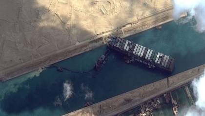 canal-suez-atorado-satelite-foto-imagen-01