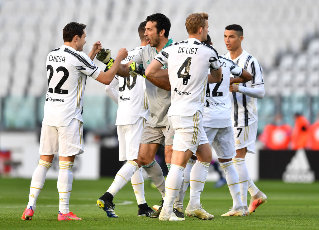 Federico Chiesa y Buffon