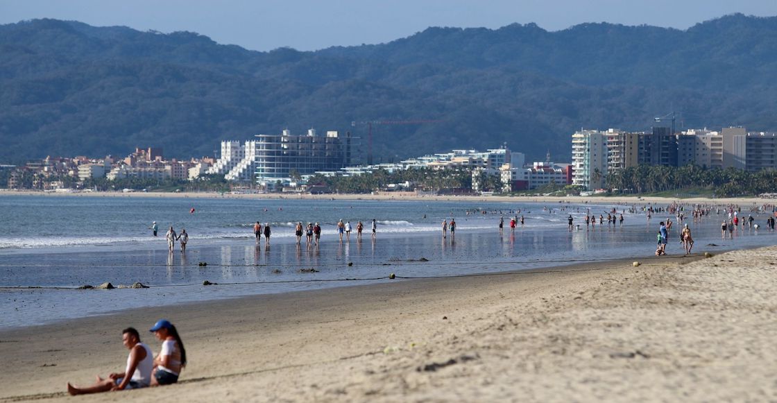 mesero-salva-niña-jalisco-puerto-vallarta