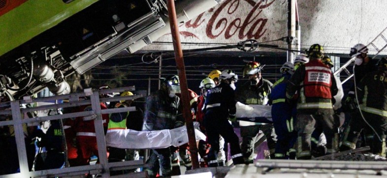 CIUDAD DE MÉXICO, 05MAYO201.- Se registró un derrumbe de un tren que se dirigía hacia Tláhuac a la altura de la estación Olivos de la Línea 12 del Metro. El accidente dejó un saldo de 13 muertos y 70 heridos. Elementos de la Guardia Nacional y Protección acordonaron la zona, así mismo Claudia Sheinbaum, jefa de Gobierno ofreció un informe a los medios de comunicación.