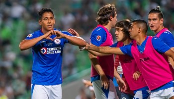 Revive el gol de Luis Romo con el cual Cruz Azul sueña con el título de liga ante Santos