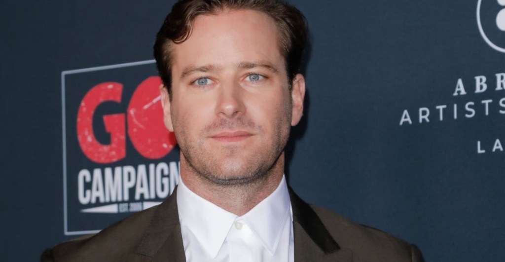 Armie Hammer ingresó a un programa de rehabilitación tras acusaciones por violencia sexual