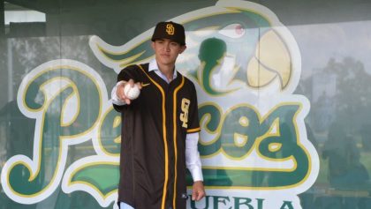 Los Padres de San Diego firmaron al mexicano Manuel Castro como pitcher prospecto