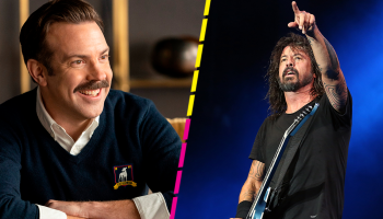 Jason Sudeikis reveló a Mark Hoppus que los Foo Fighters inspiraron 'Ted Lasso'