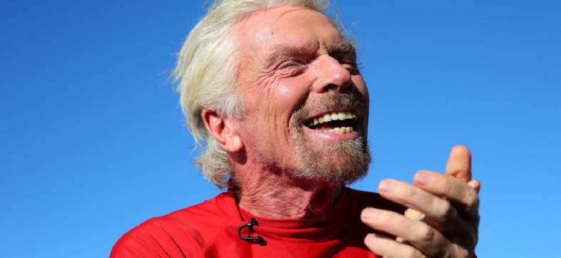 ¿Quién es Richard Branson, el millonario que llegará al espacio con Virgin Galactic?