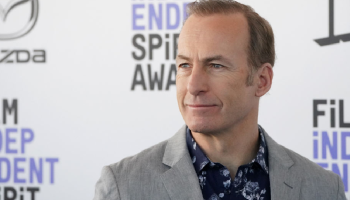 Reportan estable a Bob Odenkirk tras ser hospitalizado