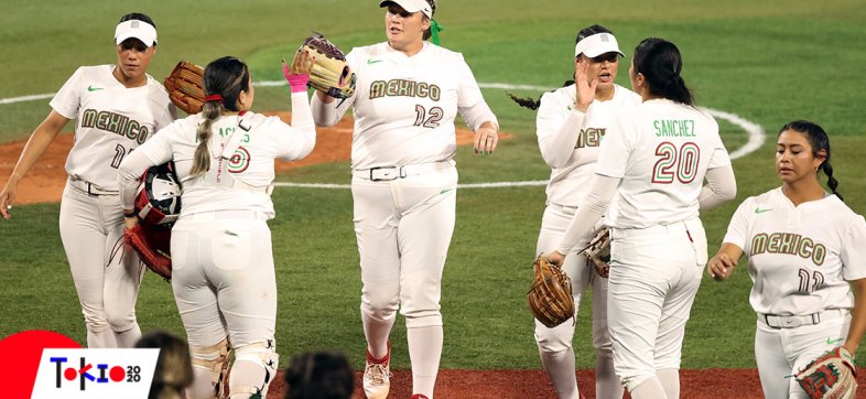 Las primeras palabras de jugadoras del equipo de softbol tras el escándalo de uniformes