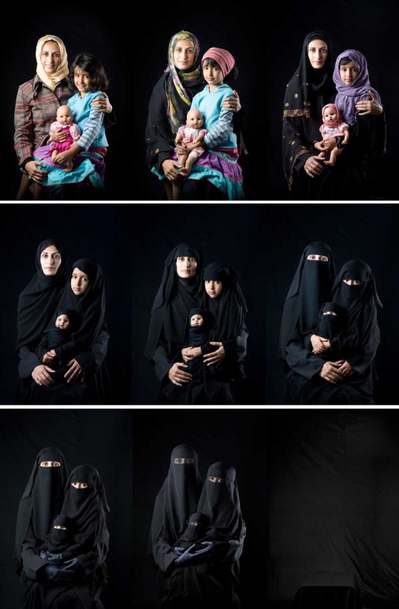 The Hijab Series: Las fotografías que muestran la desaparición de las mujeres bajo el hijab