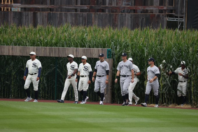 ¿Qué es "Field of Dreams"? La MLB se voló la barda con la recreación de una película en el Yankees vs White Sox