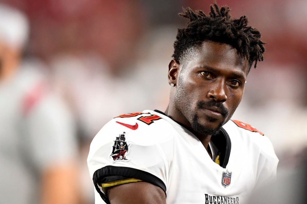 Antonio Brown con los Buccaneers