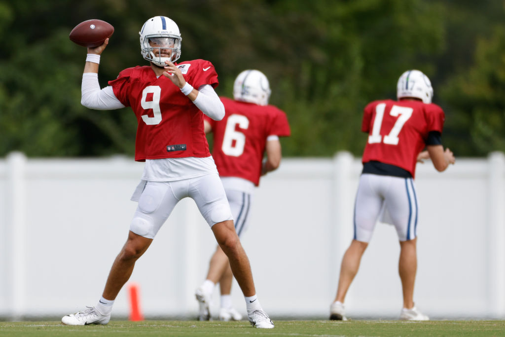 Jacob Eason se prepara para ser QB con Colts