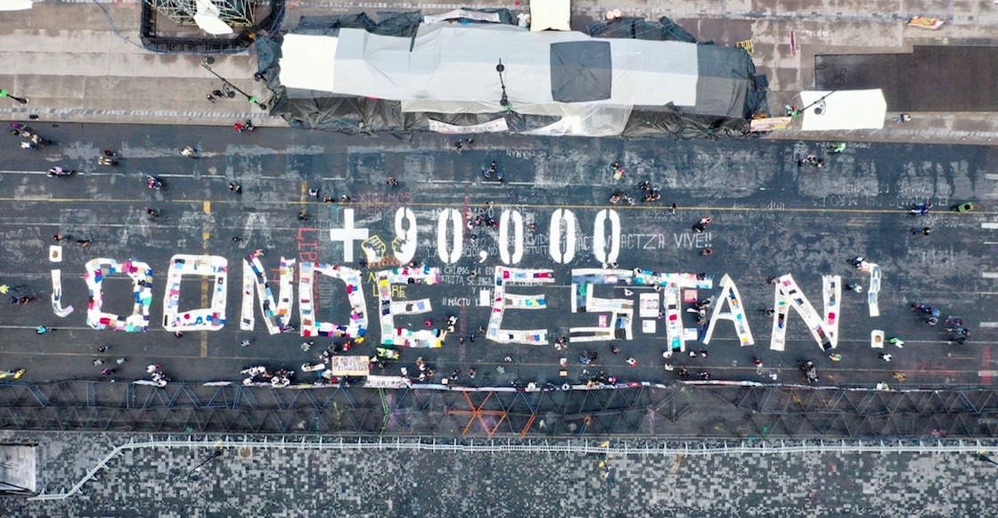 protesta-personas-desaparecidas-palacio-nacional