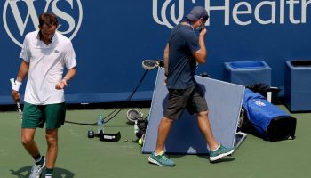 ¿Todo bien? Daniil Medvedev explotó en Cincinnati hasta patear una cámara