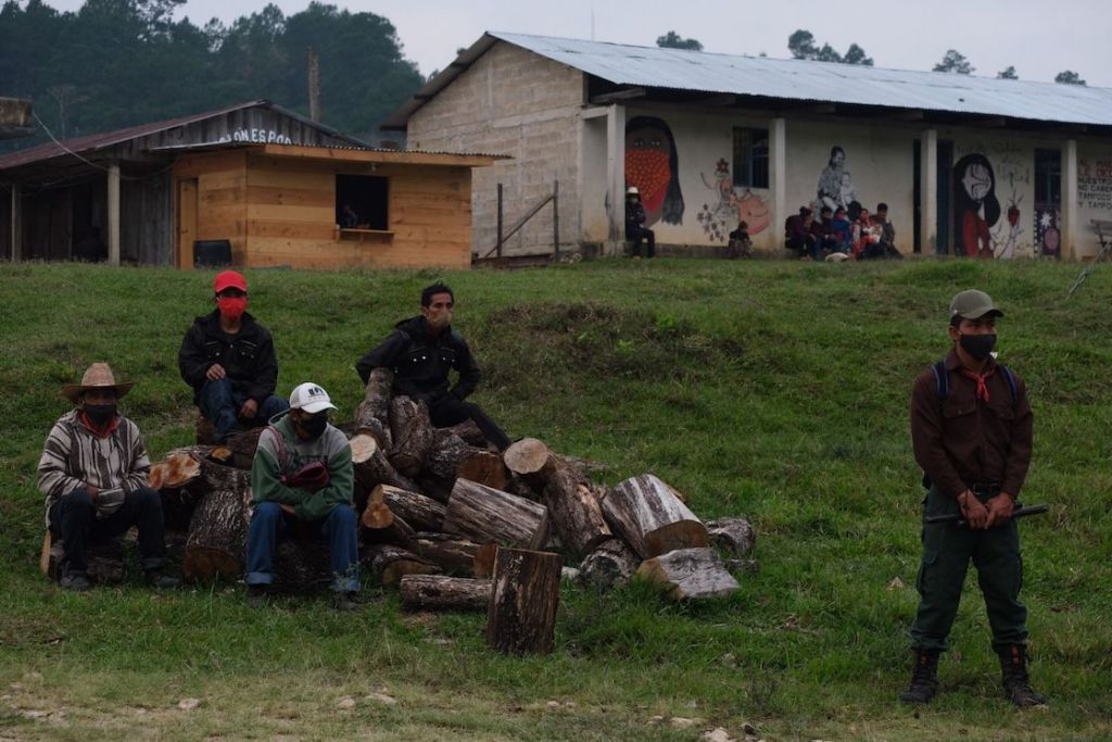 EZLN-chiapas-denuncia-escandon