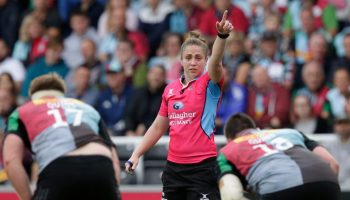 ¿Quién es Sara Cox, la primera árbitra que participa en la Premiership Rugby?