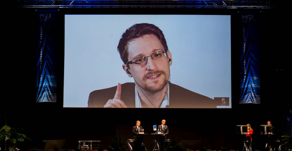 Edward-Snowden-facebook