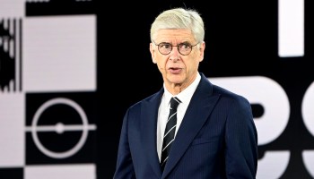 ¿En qué consiste el cambio en la regla del fuera de lugar que planea Arsene Wenger?