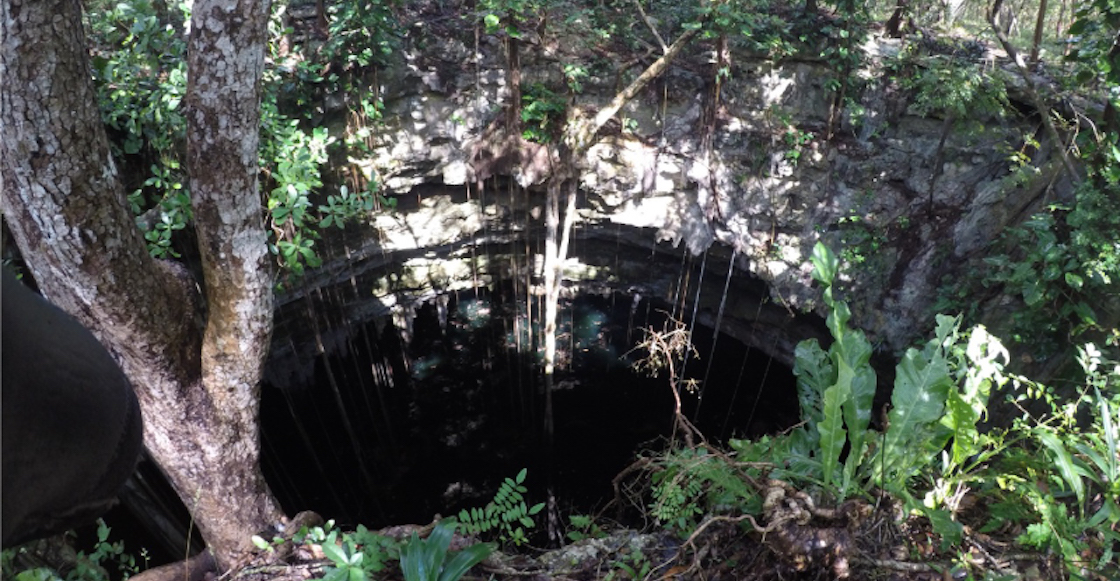 canoa-cenote-yucatan