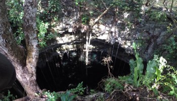 canoa-cenote-yucatan