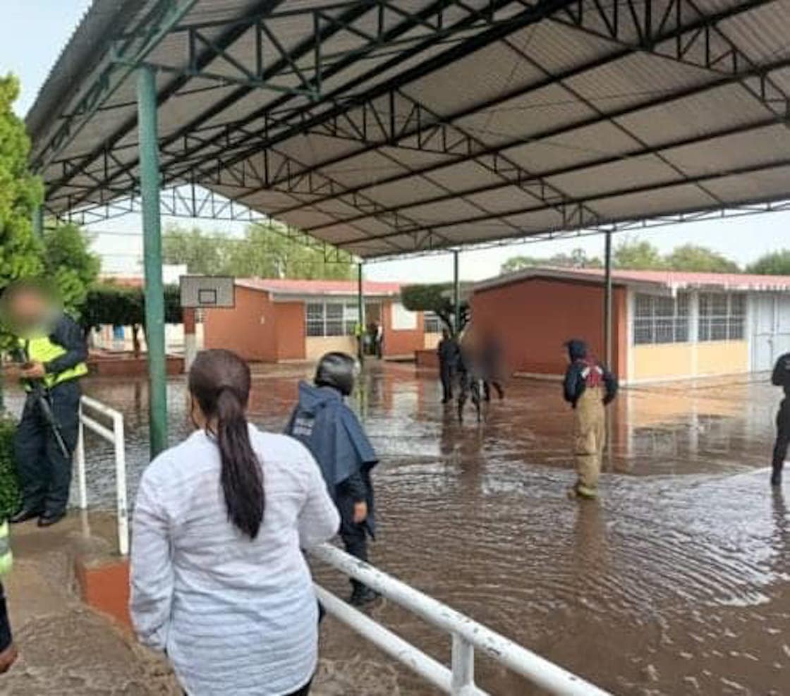 morelia-primaria-inundacion