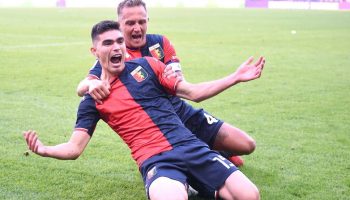 Debut de ensueño: Revive el gol de Johan Vásquez en su presentación con el Genoa