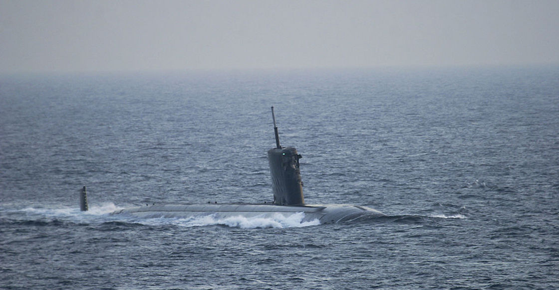 submarino-estados-unidos-choca-contra-objeto-china