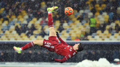 ¡Espectacular! Revive la chilena de Robert Lewandowski en la Champions League