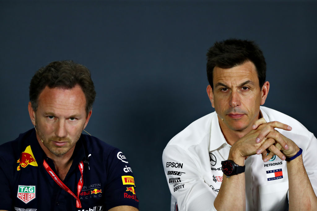 ¡Hay tiro! Toto Wolff critica a Christian Horner y asegura que actúa "como en Hollywood"