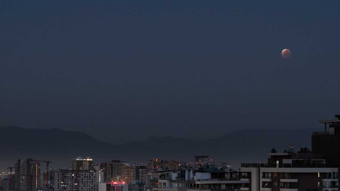 eclipse-lunar-parcial-chile