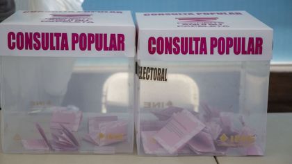 papel-firmas-consulta-popular-tribunal-electoral