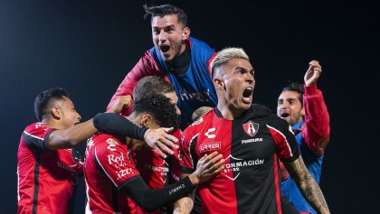 ¡Quién lo diría! El golazo de Julio Furch ante Pumas que hace soñar con Atlas y Cruz Azul campeones en el mismo año