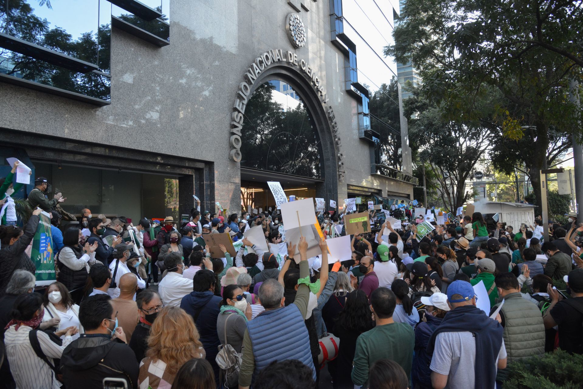 Así se vivió la marcha por la autonomía del CIDE