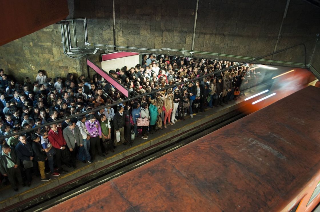 metro-san-lazaro-policia-golpe