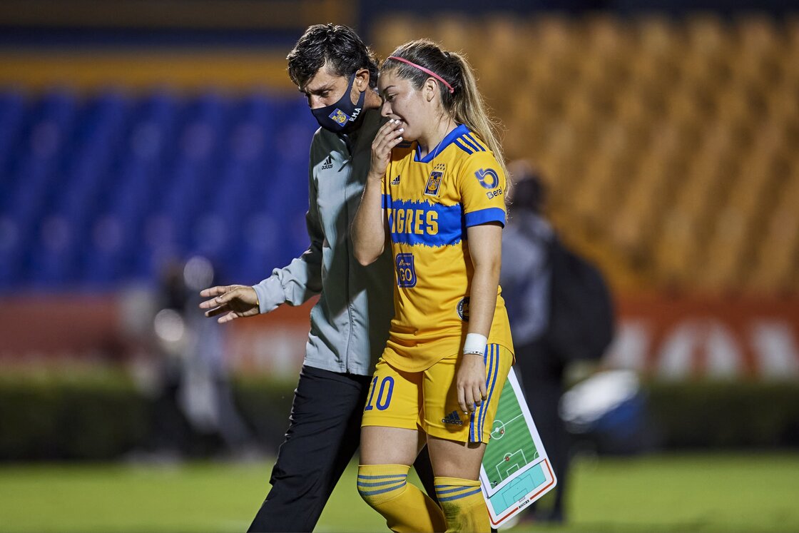 Roberto Medina: Del fracaso en Selección Mexicana a ganarlo todo con Tigres Femenil