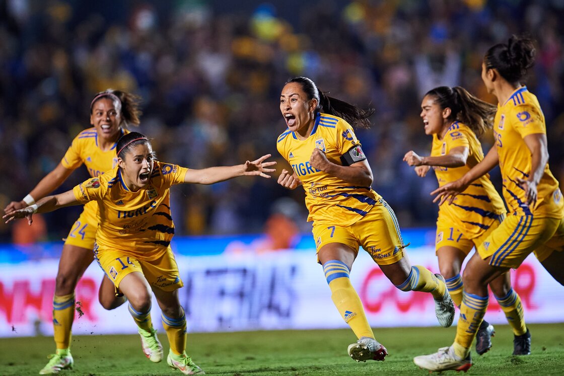 El golazo de tiro libre de Liliana Mercado que llevó a Tigres a una nueva Final de Liga Femenil