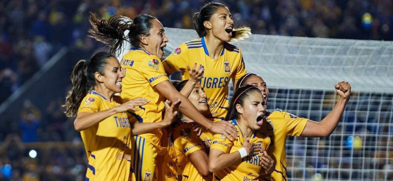 El golazo de tiro libre de Liliana Mercado que llevó a Tigres a una nueva Final de Liga Femenil