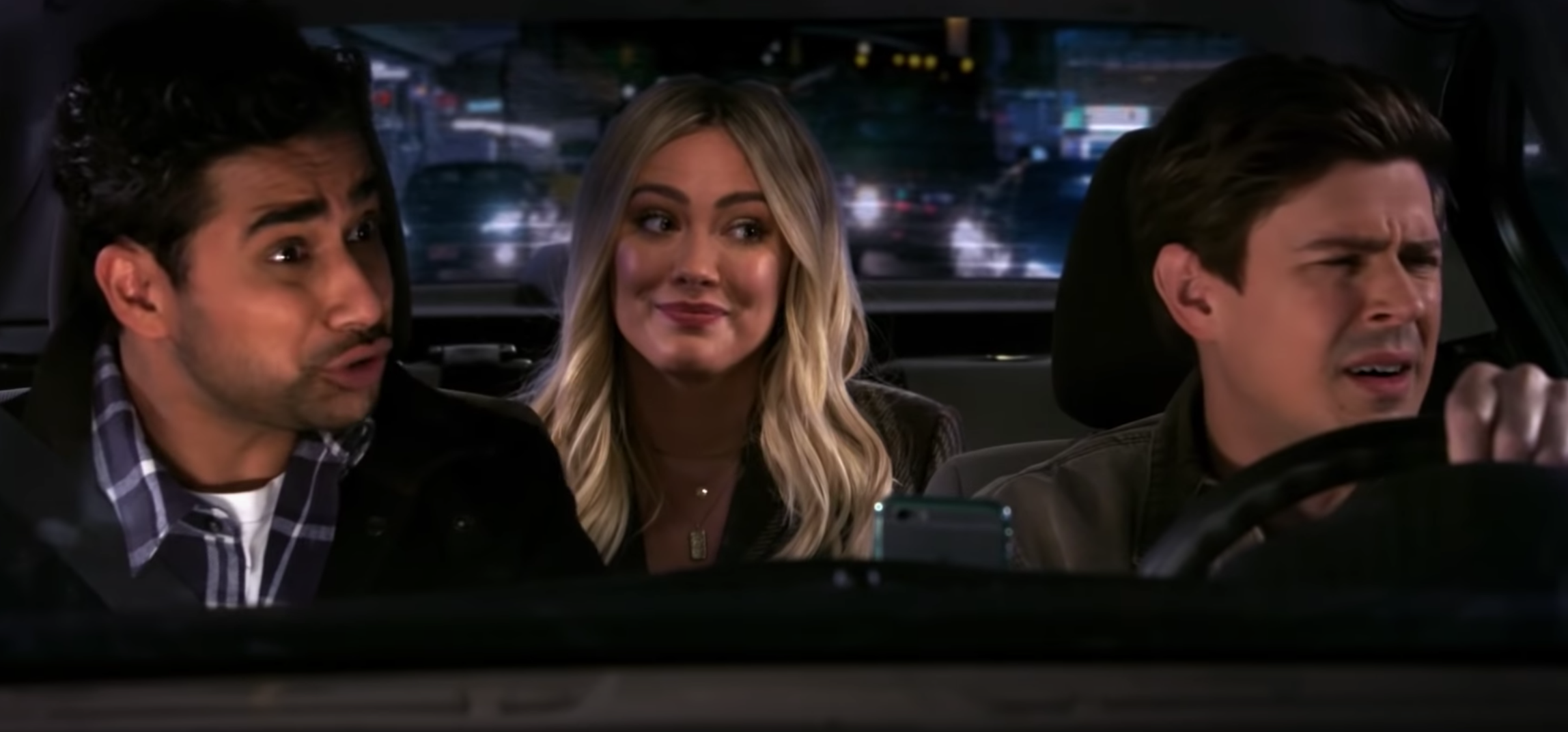 Hilary Duff y Josh Peck coquetean en el tráiler de 'How I Met Your Father'